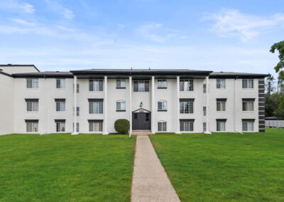 Newburgh Square Apartments Best Apartments for Rent in Westland MI